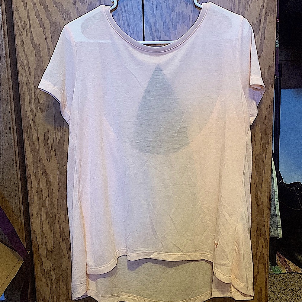 under armour yoga T-shirt